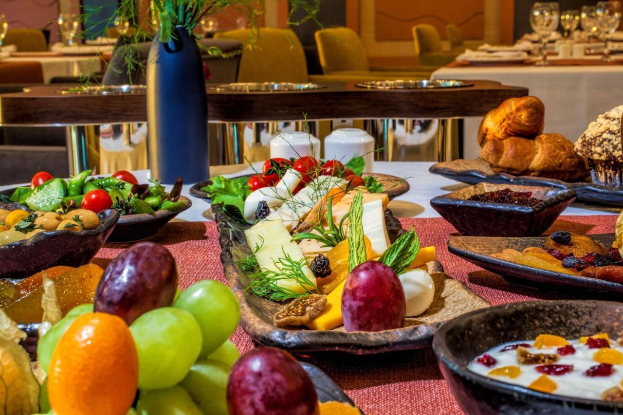 Radisson Blu Hotel, Diyarbakır エクステリア 写真