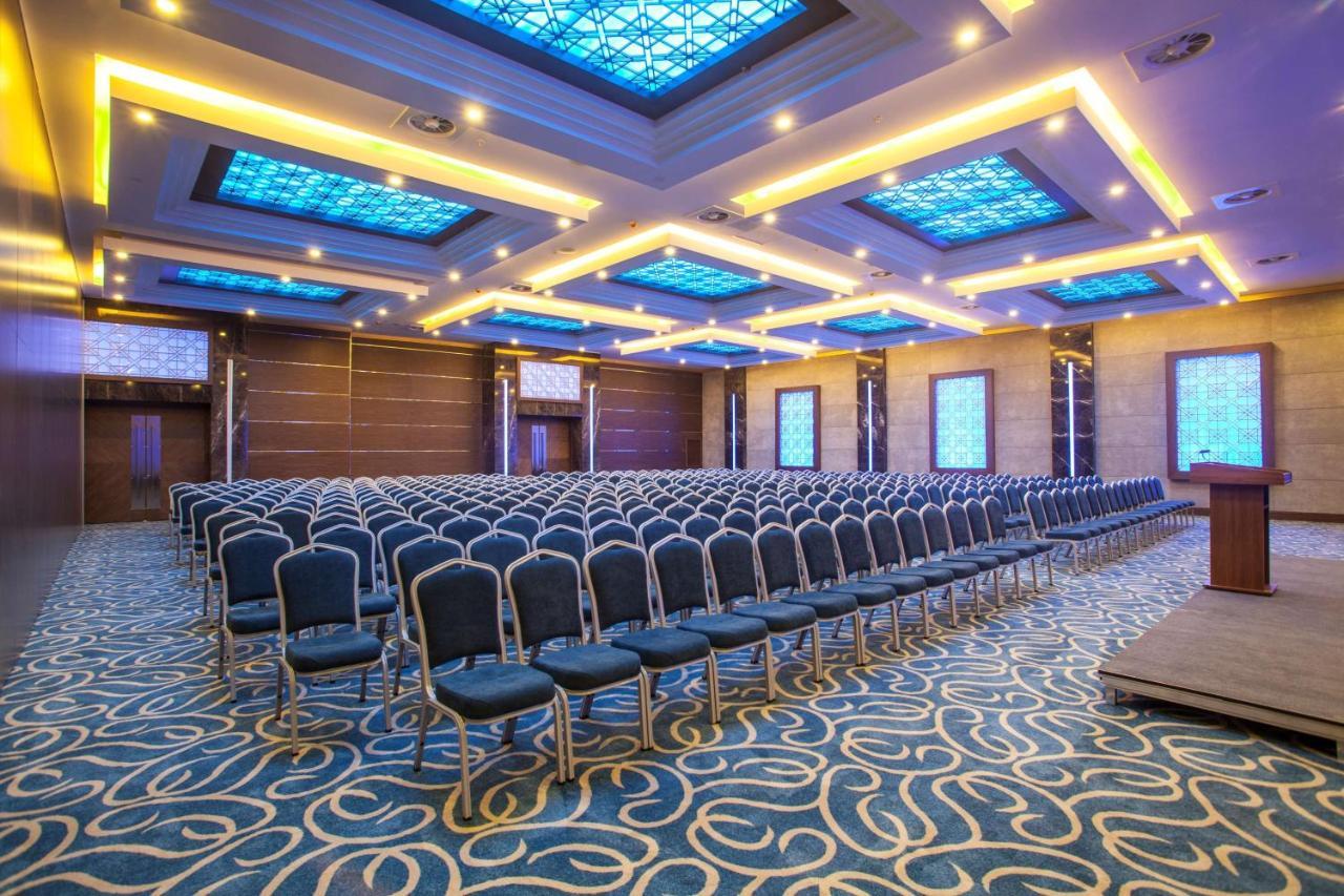 Radisson Blu Hotel, Diyarbakır エクステリア 写真